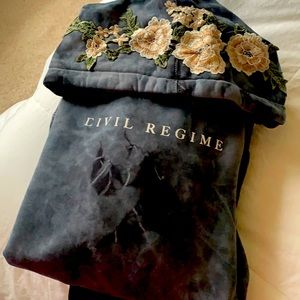Civil Regime blanco roses hooded sweatshirt